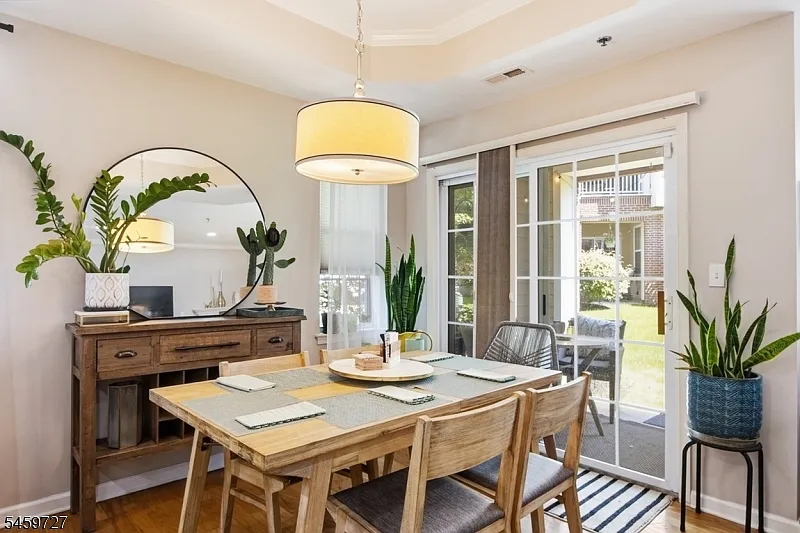 2 bed, 2.5 bath, $3,850 — Photo 4
