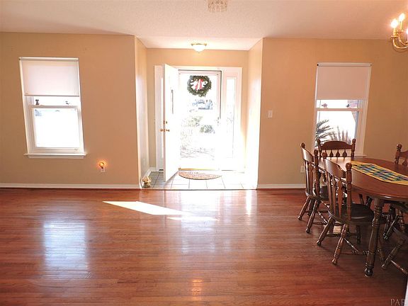 5th image of 2416 Ashwood Way