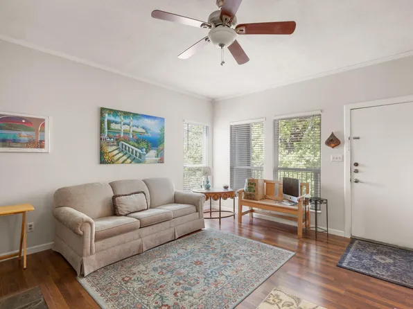 1509 W 39th 1/2 St #208, Austin, TX 78756