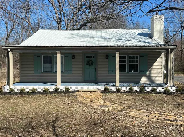 6611 Cairo Rd, Paducah, KY 42001