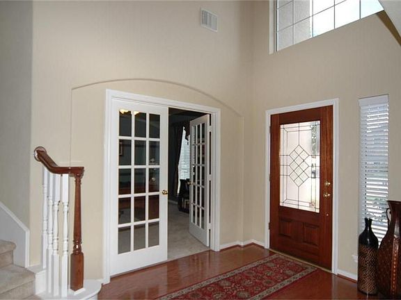 3rd image of 1628 Mossy Stone Dr