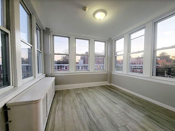 5th image of 15 Clifton Pl #1