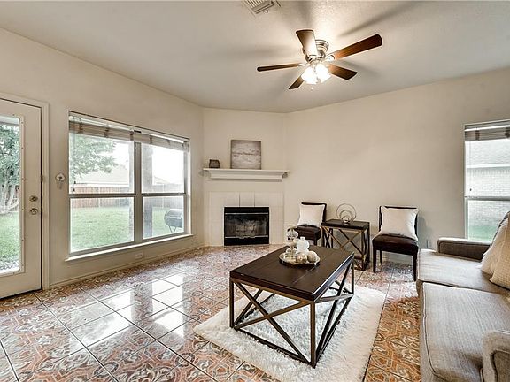 2nd image of 3808 Farmington Dr