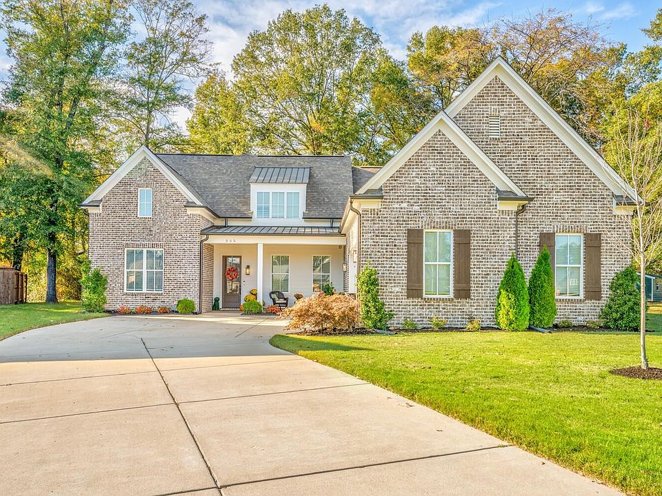 1st image of 255 Nebhut Ln