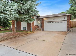 4300 Sullivan St, Cheyenne, WY 82009