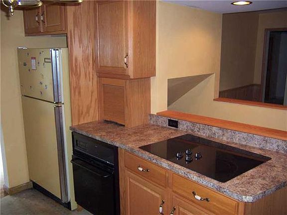3rd image of 194 S Kerrwood Dr