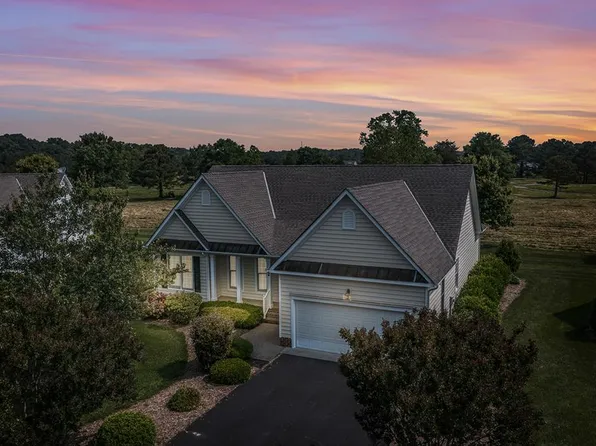 51 Pohickory Ln, Irvington, VA 22480