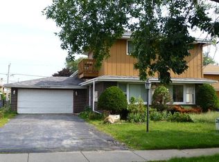 7900 W 81st St, Bridgeview, IL 60455