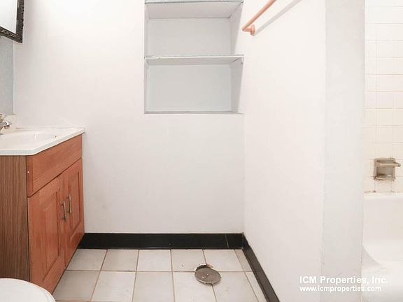 5th image of 875 W Lill Ave #3D