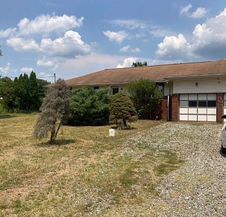 2nd image of 11 Lower Oak Grove Rd