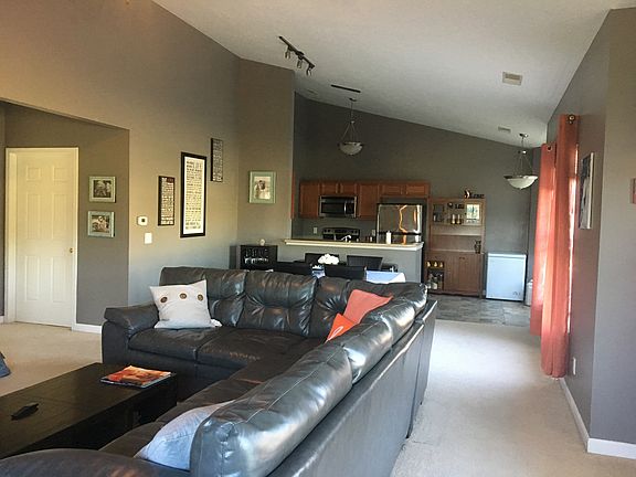 4th image of 522 Robinwood Ln #522C