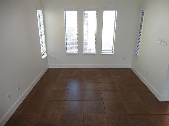 5th image of 4682 Pistolero Ln #B