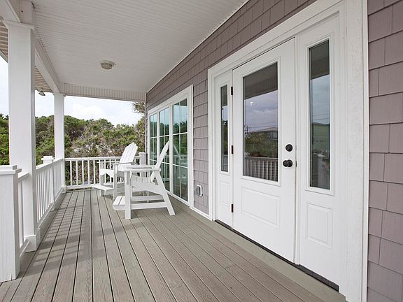 3rd image of 946 S Fort Fisher Boulevard