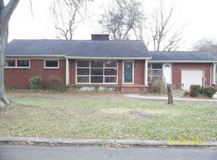 203 Laurel Ave, Grover, NC 28073