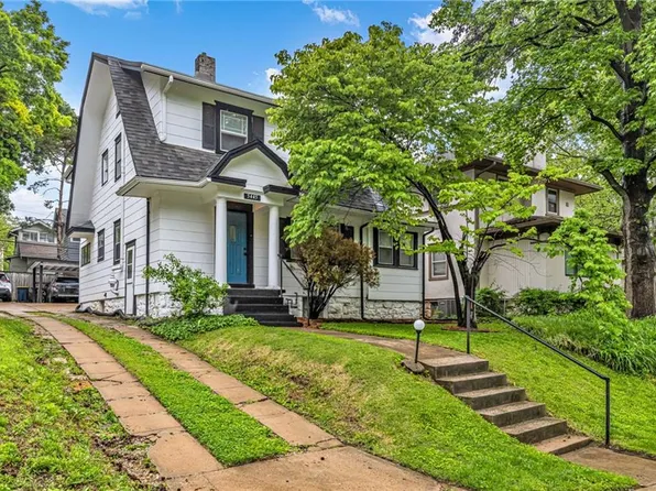 5445 Holmes St, Kansas City, MO 64110