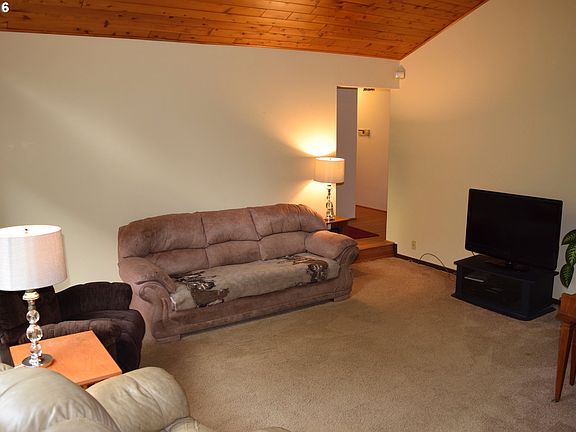 5th image of 250 Meridian Dr