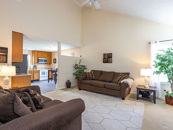 2nd image of 11634 Congressional Ln