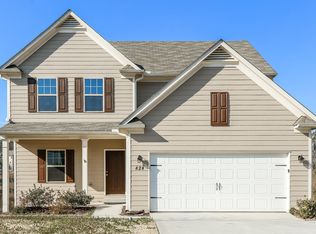 828 Castilla Way, Winder, GA 30680