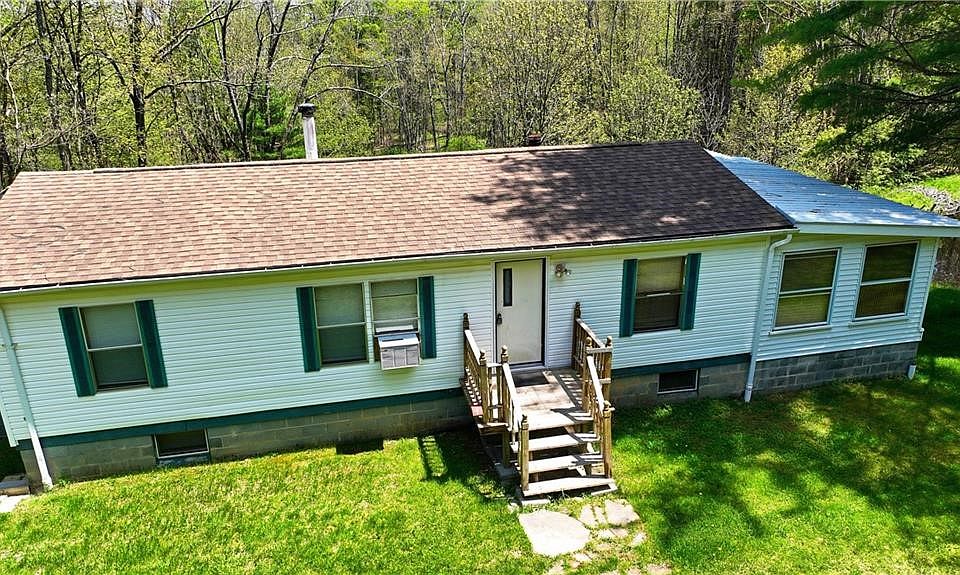 1st image of 480 Buckley Hill Rd
