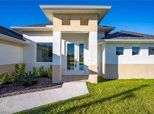 4008 9th St SW, Lehigh Acres, FL 33976