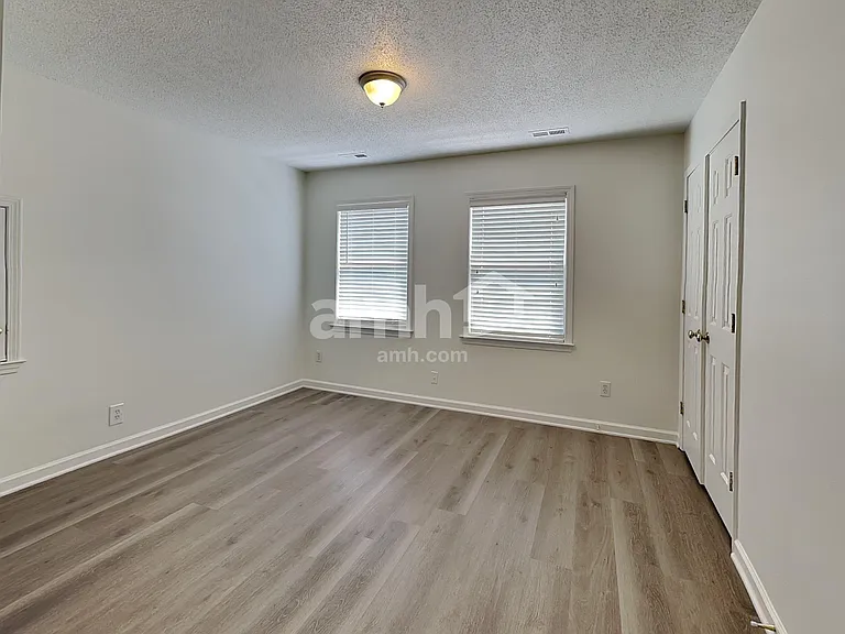 1407 Hyalyn Springs Ct — Photo 15