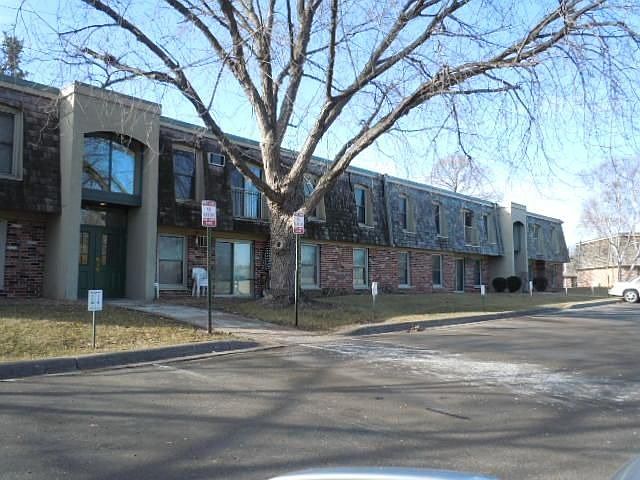 2nd image of 918 9th Ave S APT 3