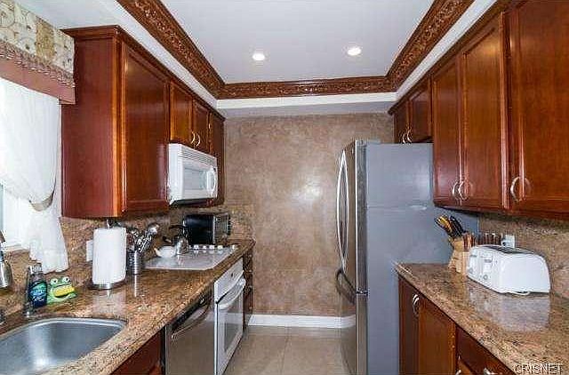 1st image of 1620 N San Fernando Blvd APT 31