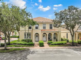 6214 Towncenter Cir, Naples, FL 34119