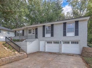 7201 E 130th Ter, Grandview, MO 64030