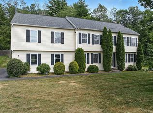 12 Stanwood Rd, Salem, NH 03079