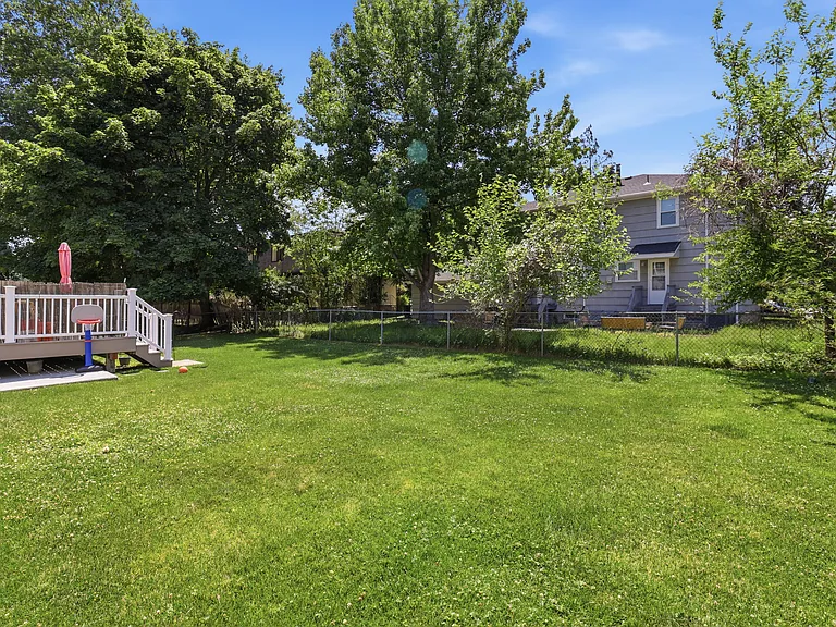 34 Davenport Ave #A — Photo 21