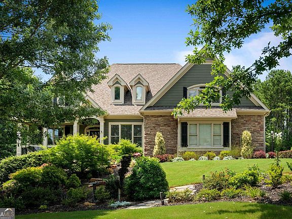 5th image of 2469 Saint Martin Way