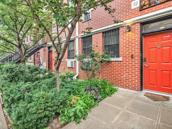 140 Suffolk Street image 1 of 11