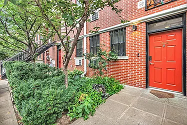 140 Suffolk Street, #A