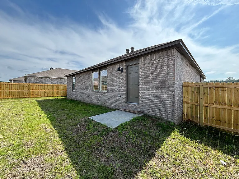 149 Preston Ln — Photo 13