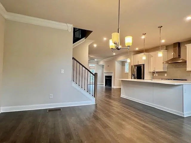 2061 Morrison Ave — Photo 7