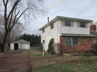185 E Comet Rd, Clinton, OH 44216