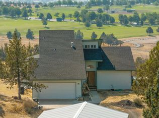 1925 NE Loucks Rd, Madras, OR 97741