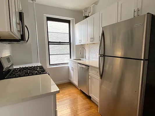 Rented by REAL New York | media 9