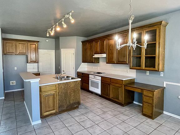 5th image of 2532 Weymouth Way