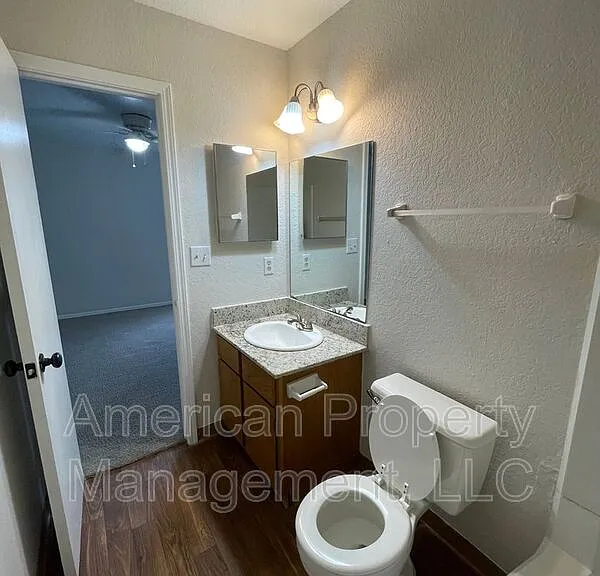 13129 E 44th St — Photo 27