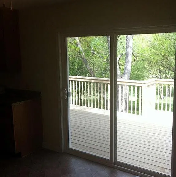 1340 Mimosa Dr — Photo 7
