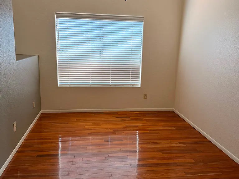8913 N Onyx St — Photo 4