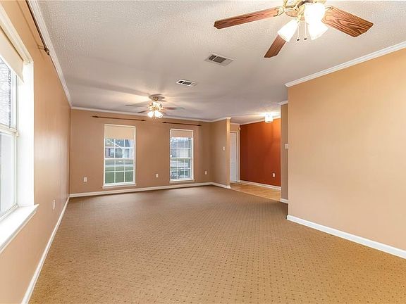 4th image of 6152 Clearwater Dr