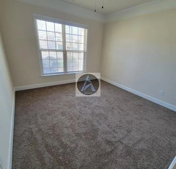 1008 Applegate Dr — Photo 17
