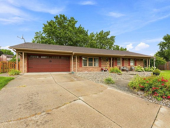 3rd image of 3323 Sudbury Pl