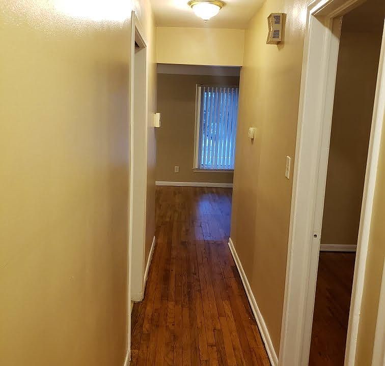 2nd image of 19149 Hubbell St