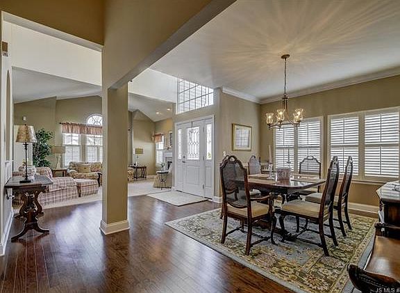 5th image of 24 Cape May Ct