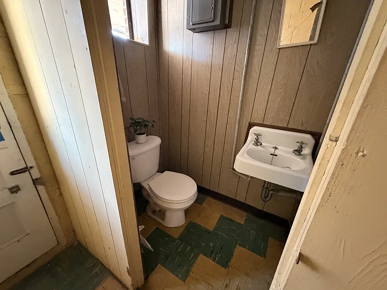 1720 Beech St — Photo 14
