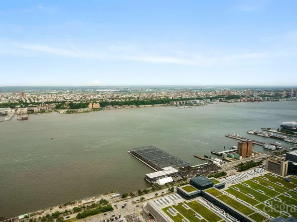 35 Hudson Yards 6802 image 6 of 7